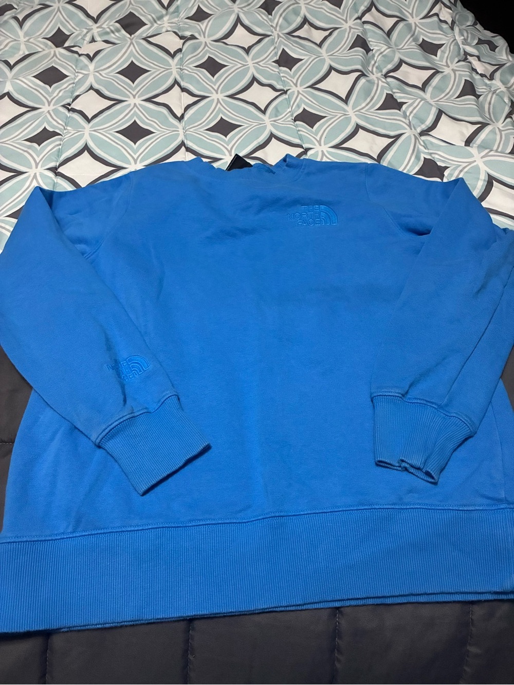 The North Face Men's Crewneck Sweatshirt in Vibrant Blue